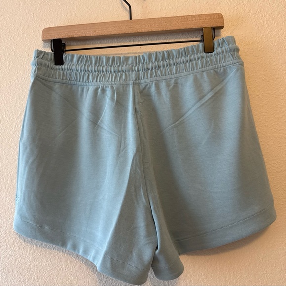 Athleta Seasoft Mid-Rise 4” Shorts Waterloo Blue NWT Mediu - Picture 5 of 8